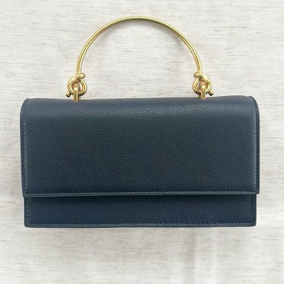 Sondra Roberts Squared Navy Leather Hand/Shoulder Bag - Picture 5 of 6